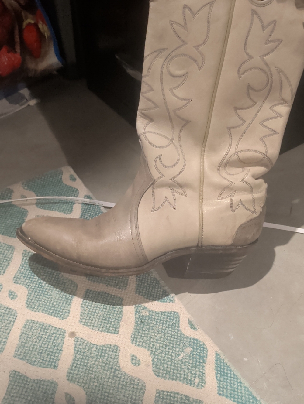 Classic Women's Knee-High Western Boot in Cream